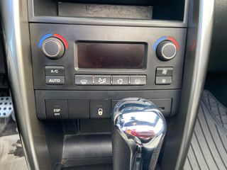 Peugeot 207 2012-thumb-18