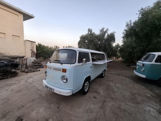Volkswagen T2 1972 Retro Van Bar-thumb-29