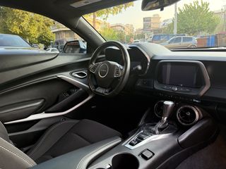 Chevrolet Camaro 2019 RS-thumb-14
