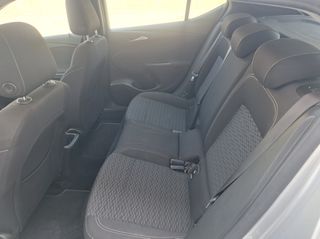 Opel Astra 2019-thumb-43