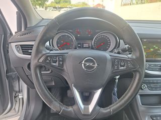 Opel Astra 2019-thumb-13