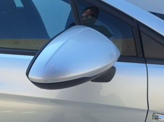 Opel Astra 2019-thumb-25