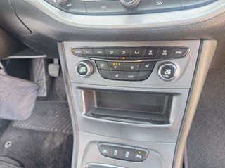 Opel Astra 2019-thumb-27
