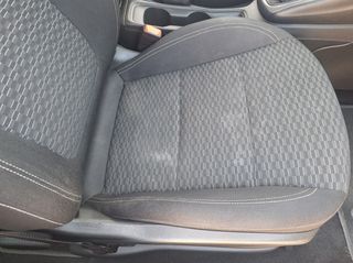 Opel Astra 2019-thumb-32