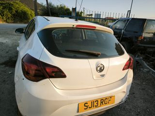 Opel astra j-thumb-5