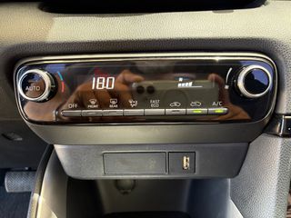 Toyota Yaris 2021 HDF Active Plus 1.5 ΕΛΛΗΝΙΚΟ BOOK SERVICE-thumb-31