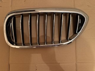 BMW 3 series f30/f31 front grille left/right side. Accepting any offers