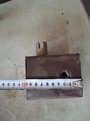 Τεντωτηρας μουσαμα βαρεου τυπου.