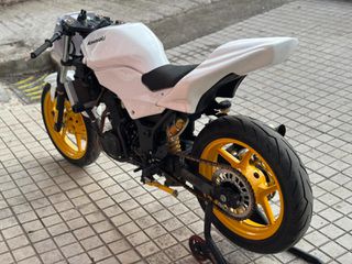 Kawasaki Ninja 250 R 2011-thumb-1