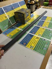 ΠΩΛΕΙΤΑΙ ΔΙΑΚΟΣΜΗΤΙΚΟ ΛΑΣΤΙΧΕΝΙΟ ΠΟΡΤΑΣ ΓΙΑ RENAULT 9 ΕΜΠΡΟΣ ΔΕΞΙΑ ΠΟΡΤΑΣ 7701465935