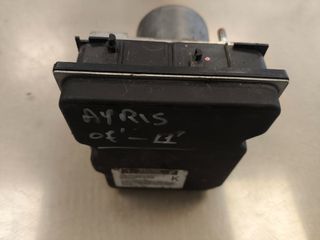 Μονάδα ABS με κωδικό 44540-02060 από Toyota Auris 2007-2011.