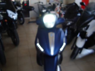 Piaggio Beverly 350 2017 BEVERLY 350 SPORT TOURING ABS-thumb-1
