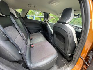 Renault Captur 2022 E-TECH PLUG-IN 160 INTENS-thumb-13