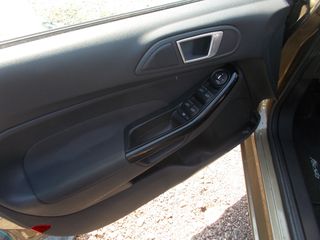 Ford Fiesta 2013 1.5 TITANIUM-thumb-7