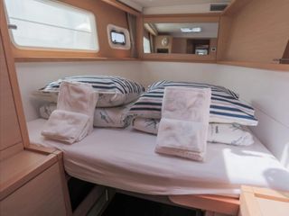 Lagoon 2015 450F-thumb-11