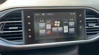 Peugeot 308 2016 1.6 DIESEL 120HP-thumb-29