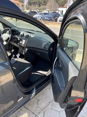 Dacia Sandero 2017-thumb-6