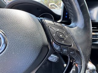 Toyota C-HR 2017 1.8 HYBRID CLUB C ENTER-thumb-16
