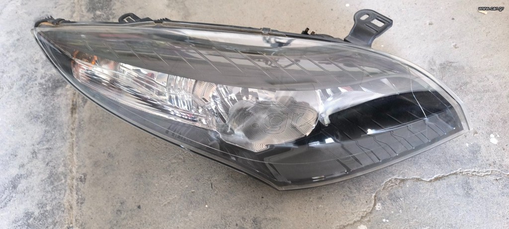ΦΑΝΑΡΙ ΕΜΠΡΟΣ ΔΕΞΙ ΓΝΗΣΙΟ MEGANE III BZ/KZ    260100988R