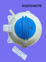 VOLKSWAGEN POLO 2010-2014 ΜΕΤΑΧΕΙΡΙΣΜΕΝΑ ΑΝΤΑΛΛΑΚΤΙΚΑ ( δοχείο ψυκτικού υγρού ( παραφλού ) κινητήρα με κωδικό 6Q0121407B )