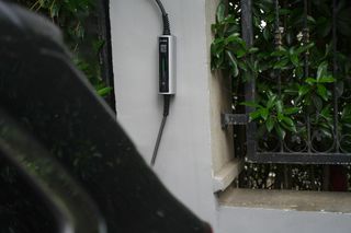 BESEN φορητός φορτιστής EV 3Φ 22 kW 32Α με καλώδιο 5Μ-thumb-2
