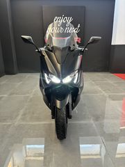 Yamaha T-MAX 560 2020 Akrapovic