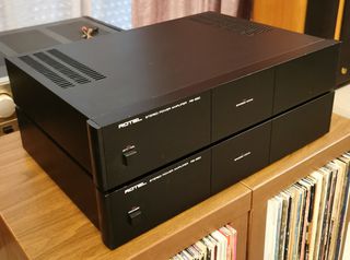 Rotel RB-850 τελικοί ενισχυτές