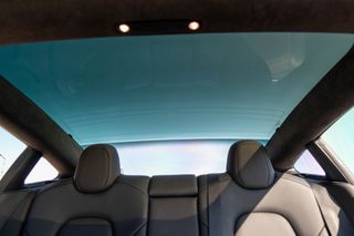 Tesla Model 3 2022 Performance-thumb-32