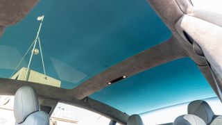 Tesla Model 3 2022 Performance-thumb-33