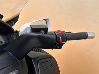 Suzuki Burgman 650 2010 -MOTO SIDIROPOULOS- BURGMAN 650 EXECUTIVE-thumb-26