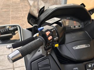 Suzuki Burgman 650 2010 -MOTO SIDIROPOULOS- BURGMAN 650 EXECUTIVE-thumb-30
