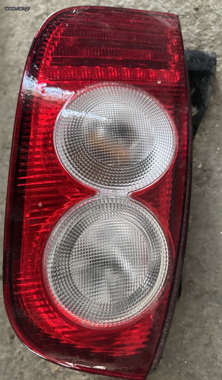 Αριστερό φανάρι πίσω Nissan micra k12
2003-2010(γνήσιο)