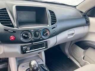 Pickup - Αγροτικό Mitsubishi 2013 L200 2013 SAFARI 4X4-A/C-ΜΟΝΟΚΑΜΠΙΝΟ-ΑΓΡΟΤΙΚΟ-ΕΠΑΓΓ/ΤΙΚΟ-thumb-28
