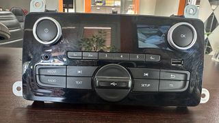 Ράδιο/ ραδιόφωνο USB  RENAULT CLIO  R013-X87-X98 μαζι με το πλαίσιο