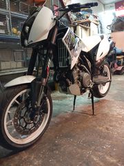 KTM 2004 DUKE II 640