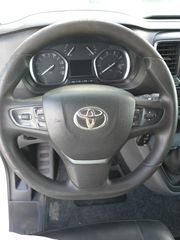 Toyota Proace 2018 L2-thumb-13