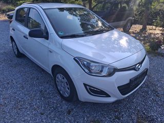 Hyundai i 20 2013