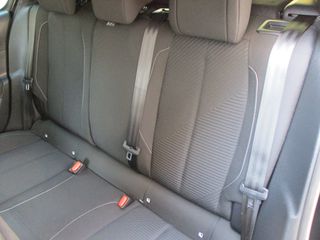 Peugeot 308 2022 1.2 PURETECH ALLURE-thumb-38