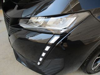 Peugeot 308 2022 1.2 PURETECH ALLURE-thumb-41