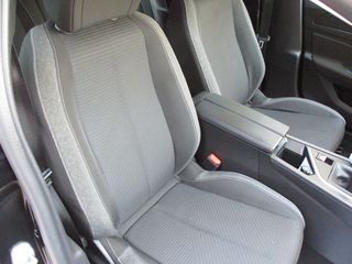 Peugeot 308 2022 1.2 PURETECH ALLURE-thumb-32