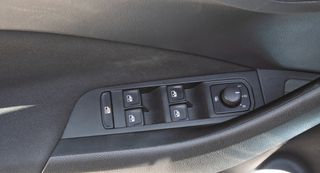 Skoda Scala 2020-thumb-5