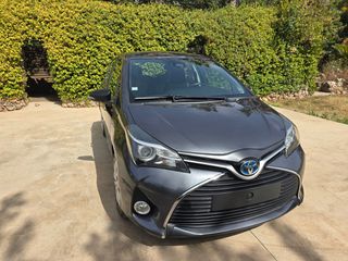 Toyota Yaris 2016 1.5 HYBRID / FULL EXTRA