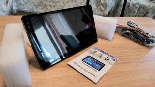 Οθονη αυτοκινήτου 9″ HD αφής 4+64GB-thumb-2