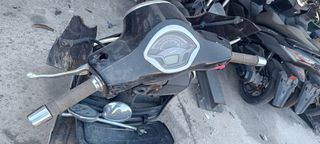 VESPA GTS 300 ABS-thumb-3
