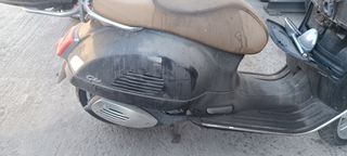 VESPA GTS 300 ABS-thumb-9