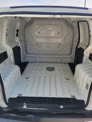 Fiat Fiorino 2017-thumb-5