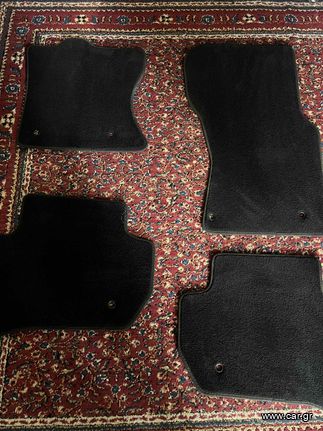 Πατάκια από jaguar f pace σε αρίστη κατάσταση