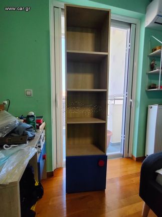 Βιβλιοθήκη στήλη και κρεμαστή παιδικό δωμάτιο.