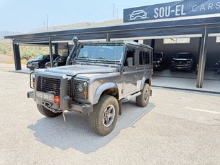 Land Rover Defender 2001 TOMB RAIDER  1 OF ONLY 250 EVER MANUFAFACTURED