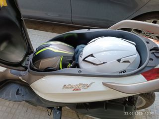 Piaggio Medley 150 2023-thumb-9
